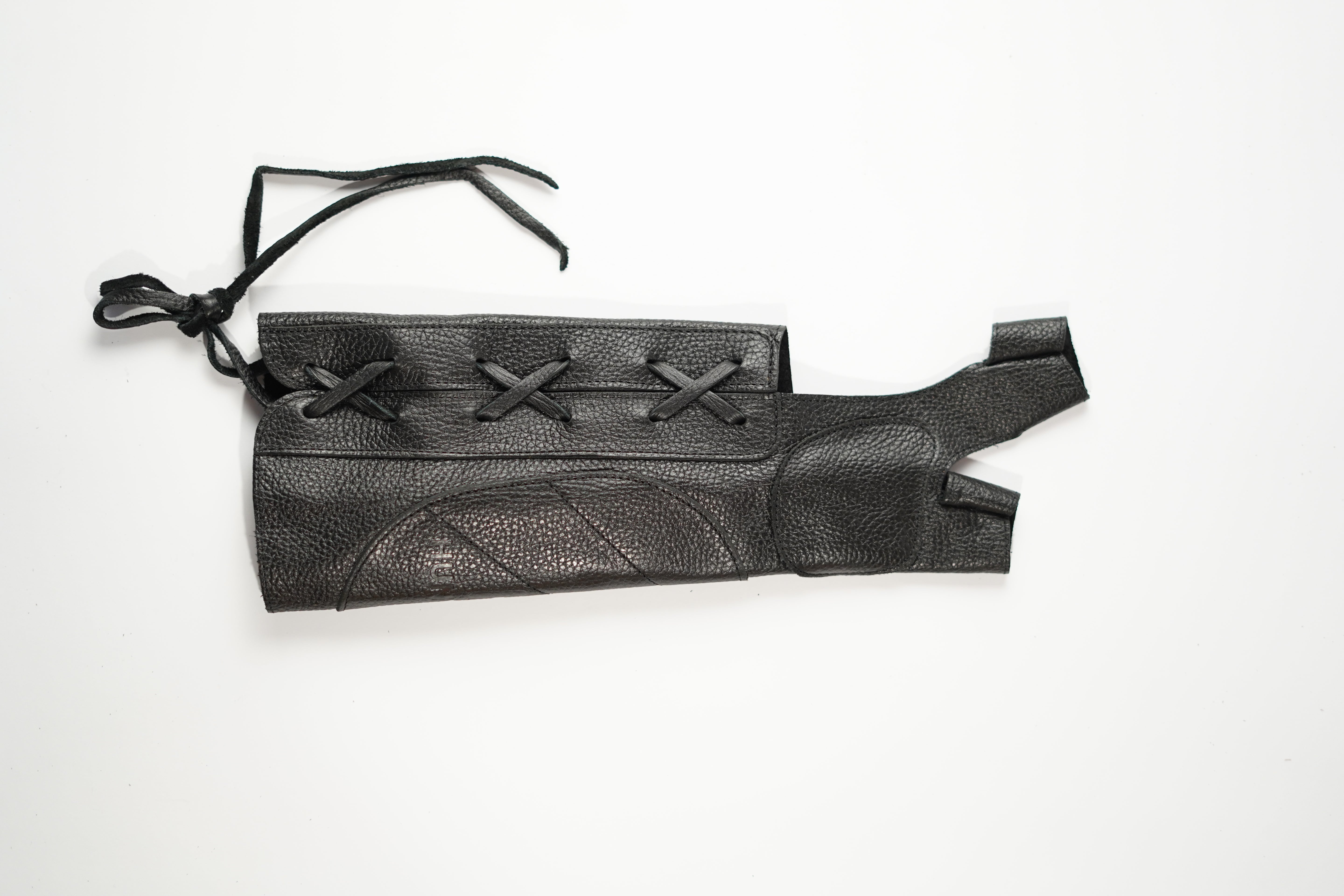 Premium Cow Leather Archery Bow Glove & Arm Guard Combo – Adjustable Lace-Up Forearm Protector with Built-In Bow Glove for Traditional Recurve and Longbow Hunting